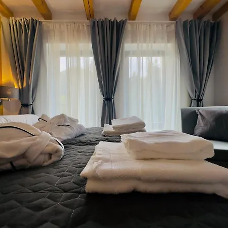 Mezinska Jacuzzi Sauna Shiroka Luka (Smolyan)