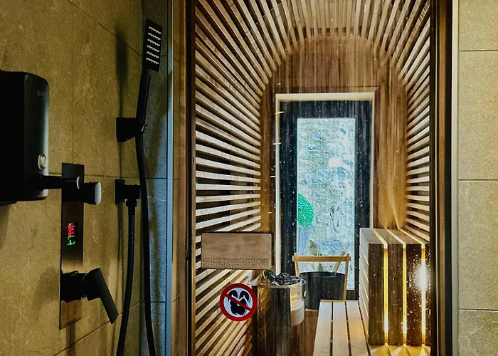 Mezinska Jacuzzi Sauna